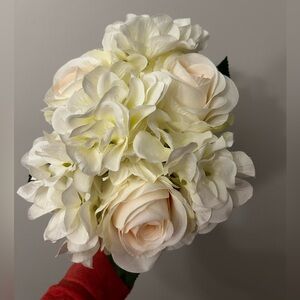 14” artificial white rose & hydrangea bundle